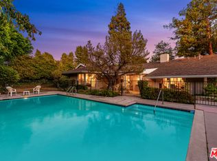 16219 Quemada Rd, Encino, CA 91436