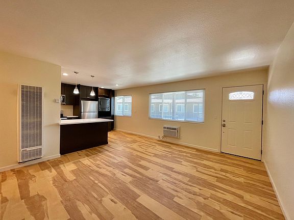 2nd image of 2426 Colina Ct