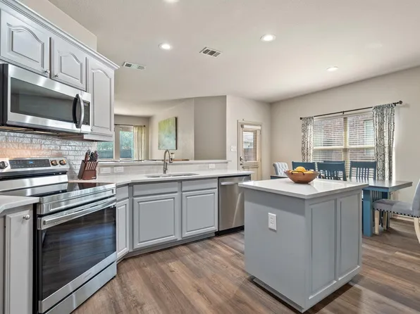 3305 Hornbeam St, Argyle, TX 76226