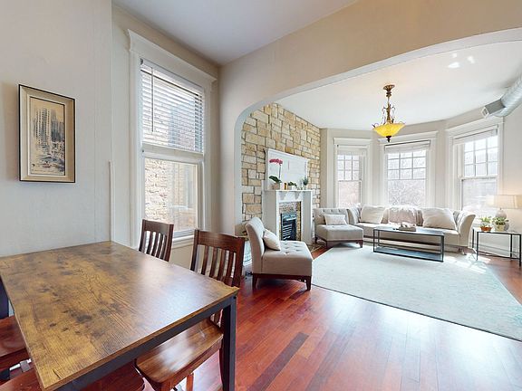 5th image of 718 W Oakdale Ave #2