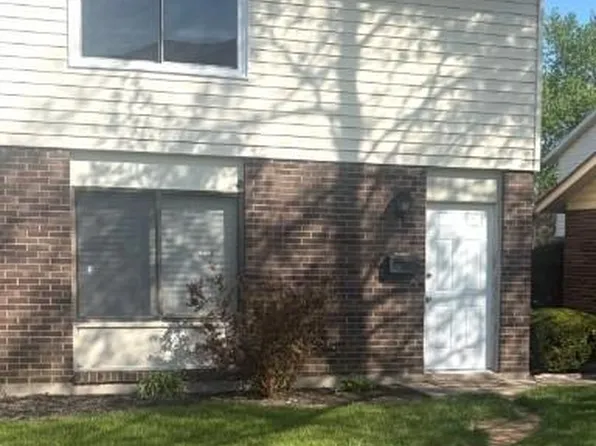 52 Dusk Ct, Fairfield, OH 45014