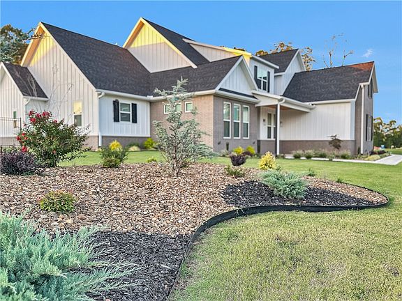 2nd image of 8415 W Habitat Ln