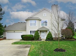 2585 Wyndgate Ct, Westlake, OH 44145