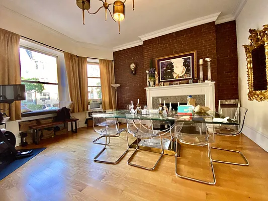 Rented by Oxford Property Group | media 1