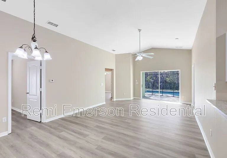 139 Ridgebrook Ct — Photo 7