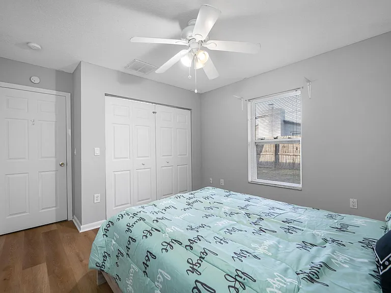 Otis Dr — Photo 1