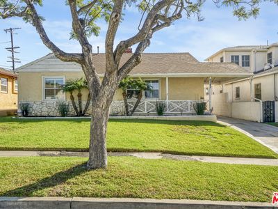 6242 Acacia St, Los Angeles, CA, 90056