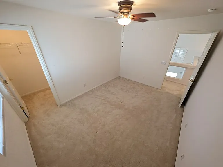 10900 Royal Highlands St — Photo 23