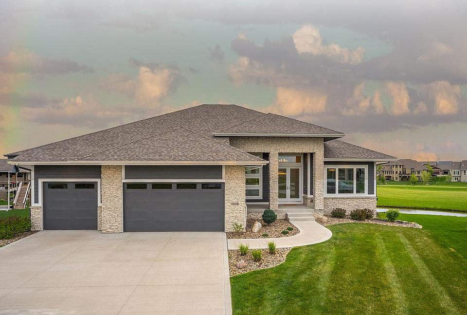 1st image of 4508 NE Sienna Ct