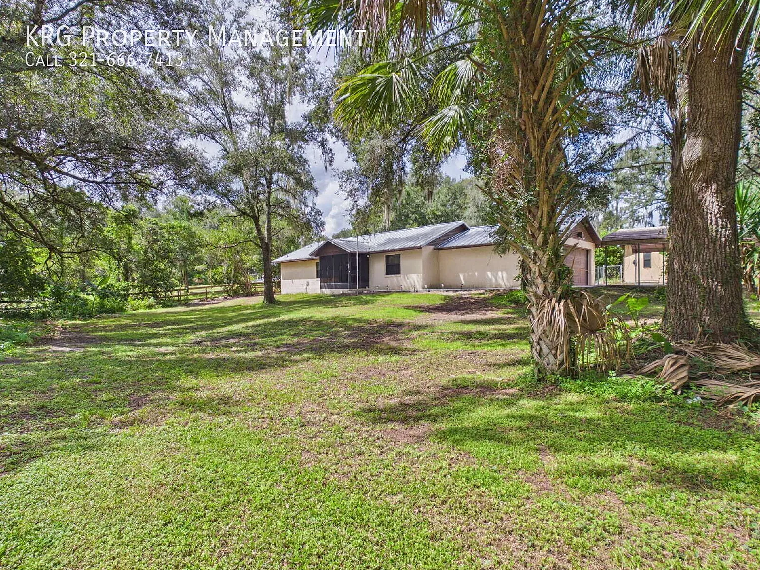 Fully Renovated 2-Bedroom Home with Brand-New Appliances and a Fenced Backyard in Lady Lake! — Photo 1