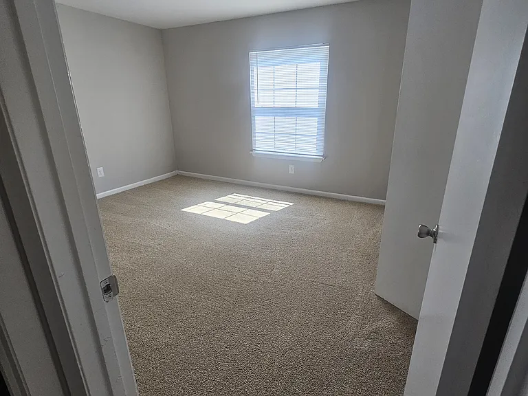 Merriwood Apartments — Photo 16