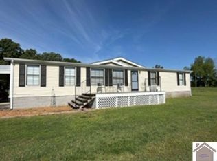3171 Bakers Crossroad Dr, Hazel, KY 42049