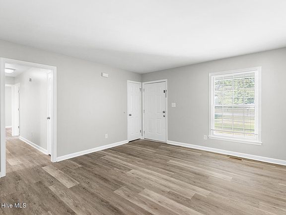 5th image of 420 Pine Valley Road