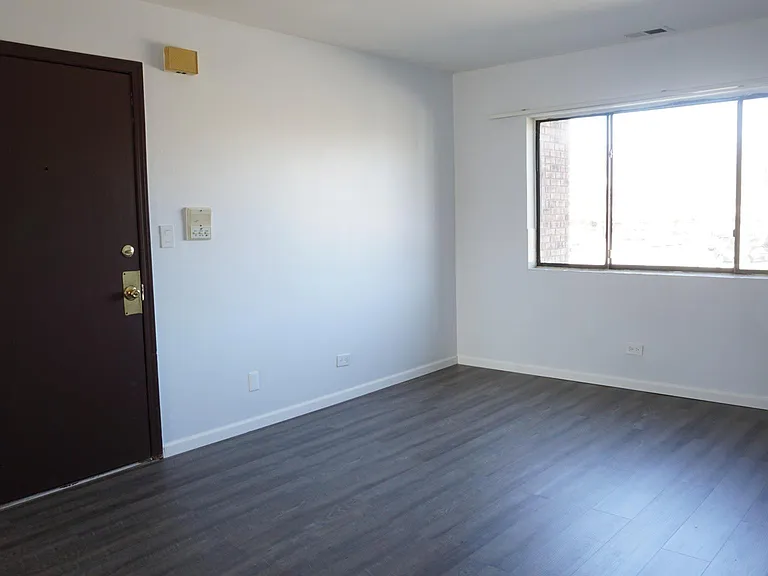 327 E Rimini Ct #2 — Photo 3
