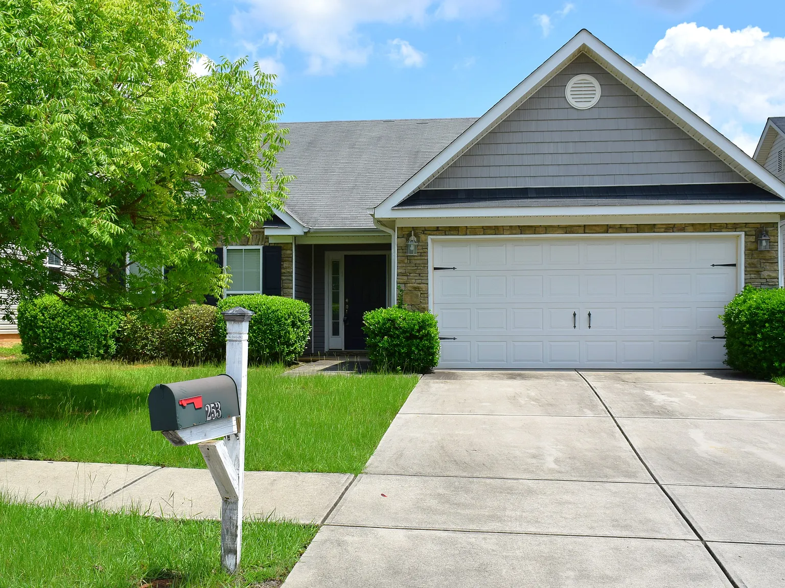 253 High Meadows Circle - 1 — Photo 2