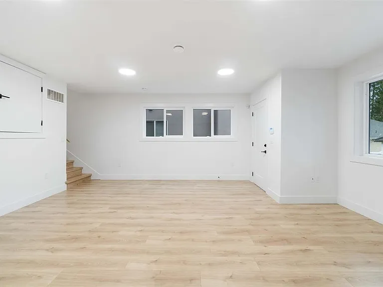 1162 Howse Pl — Photo 14