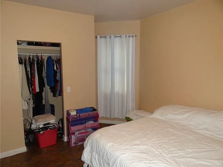 298 Bernard St #1 — Photo 6