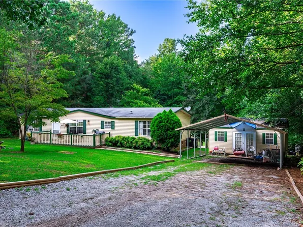 415 Partridge Dr, Williamston, SC 29697