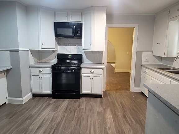 4th image of 42 E Drummond St