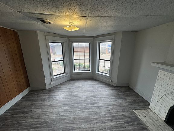 2nd image of 425 N Vermilion St #1A