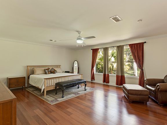 4th image of 7969 Little Fox Ln