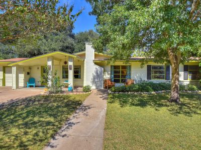 2500 Twin Oaks Dr, Austin, TX, 78757