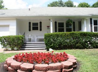 369 Hoover Ave, Benton Harbor, MI 49022