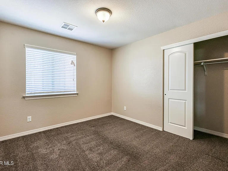 5525 Valley Cedar Dr — Photo 44