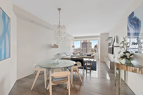 1st image of 146 W 57th St APT 40B