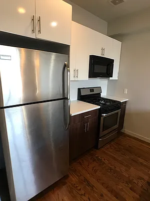 Rented by City Vista Inc | media 6