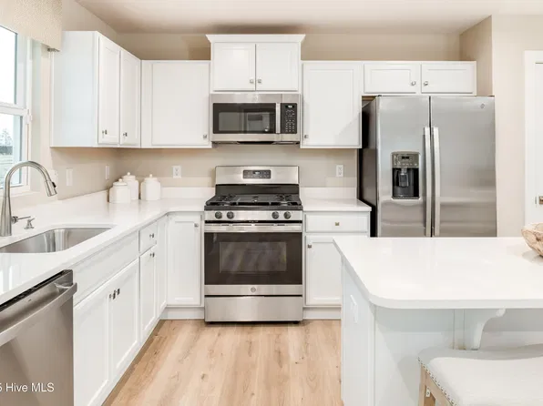 104 Baxter Station Boulevard, Moyock, NC 27958