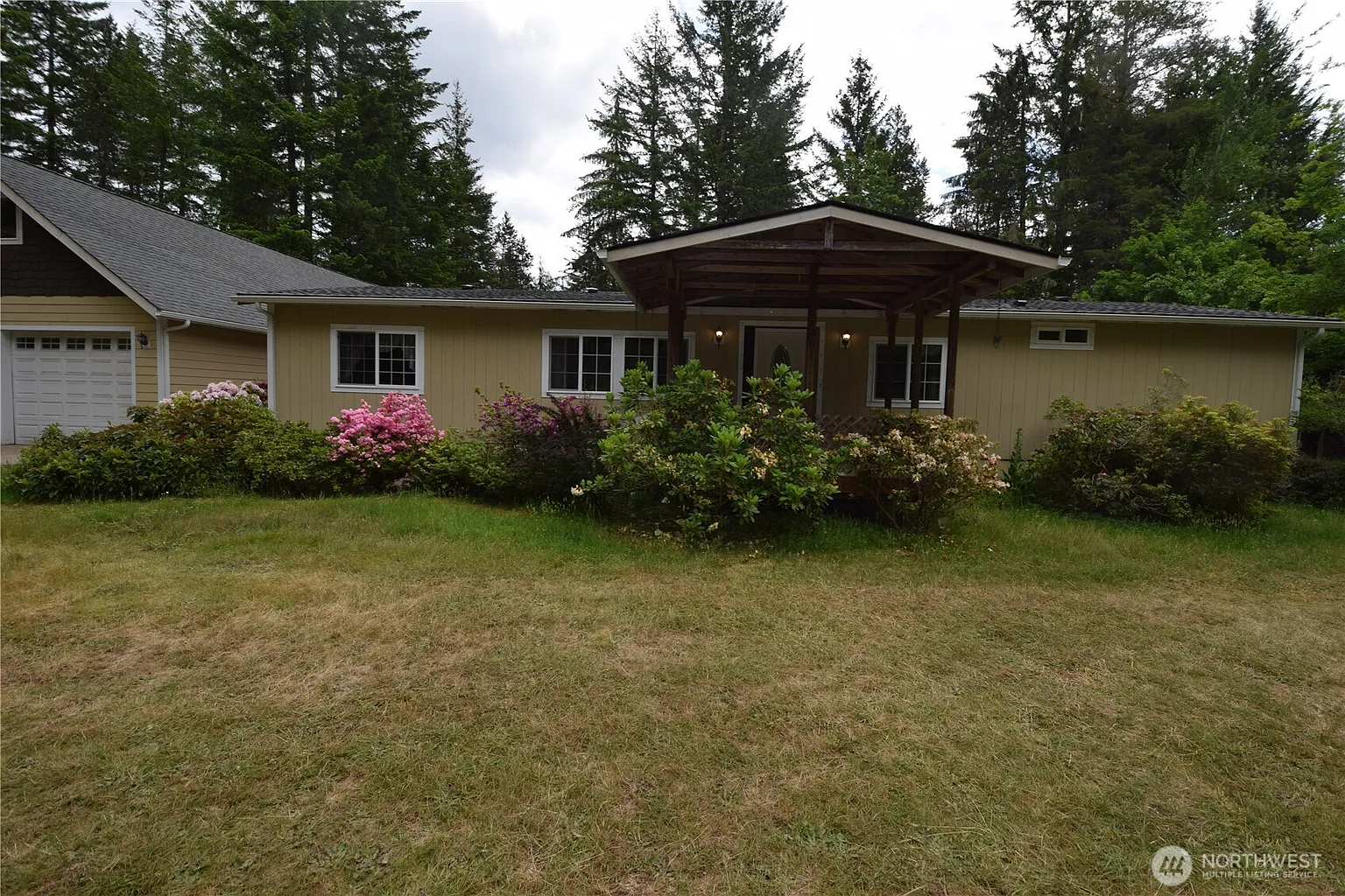 2121 NE Blacksmith Drive photo 1