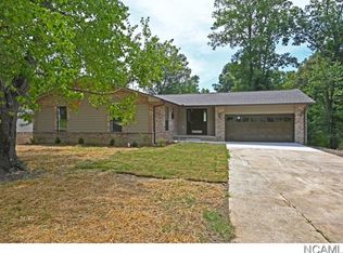 1418 Lessman St SW, Cullman, AL 35055