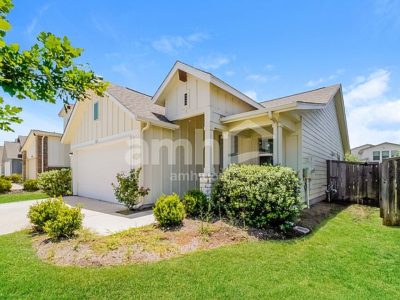 3rd image of 8105 Cottage Rose Dr