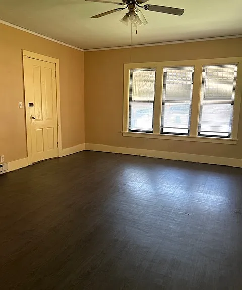 Crown Apartments — Photo 17