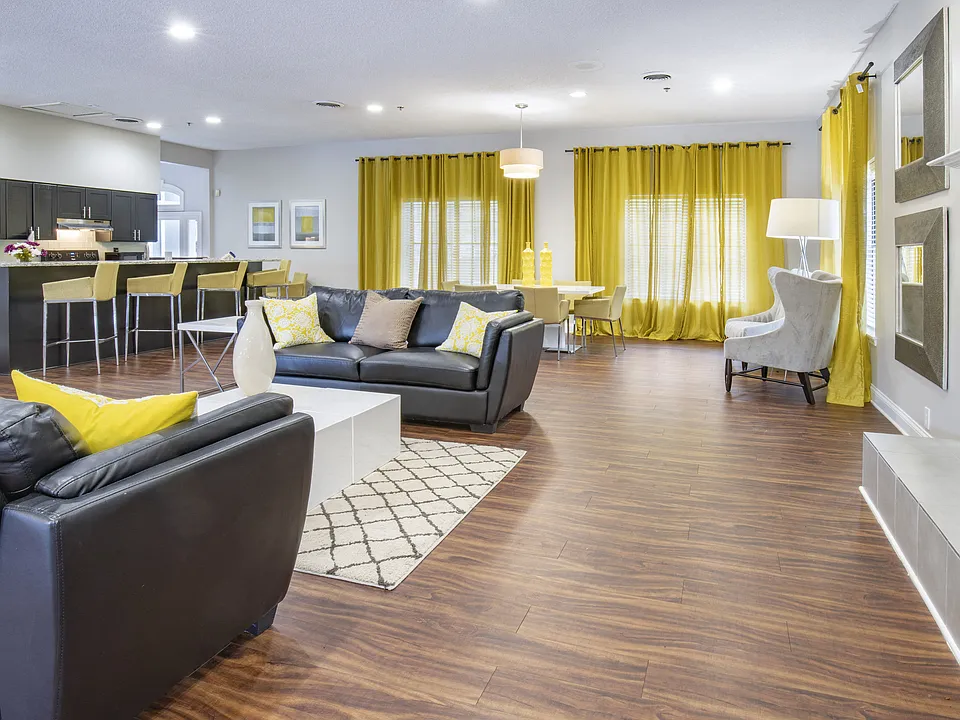 From casual hangouts to community events, our clubhouse is the heart of Amberlake Village.