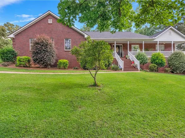 1173 Penland Rd, Covington, GA 30014