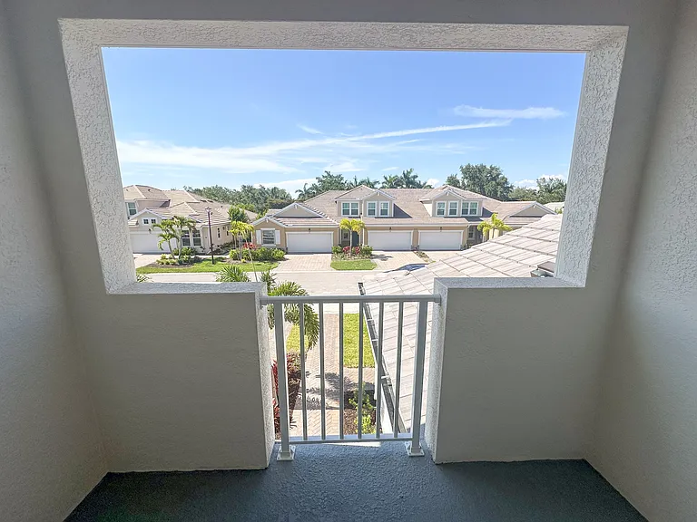 4551 Arboretum Cir #202 — Photo 36