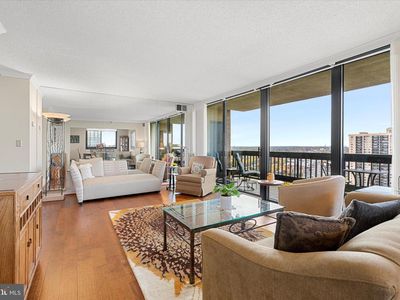 5505 Seminary Rd APT 2205N, Falls Church, VA, 22041