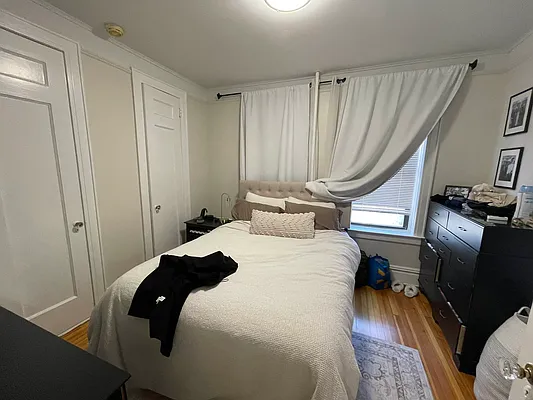 Rented by Voro New York | media 3