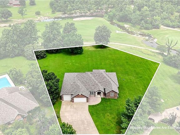 4th image of 2511 Fairway Dr