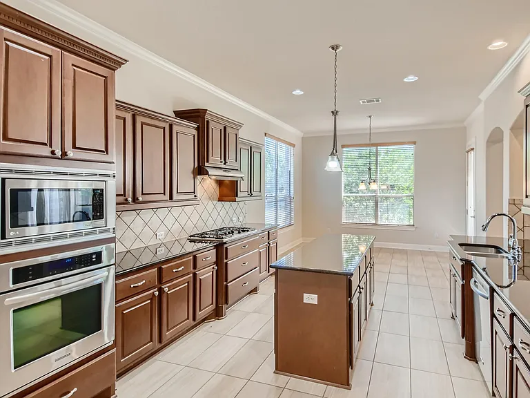3822 Remington Rd — Photo 18