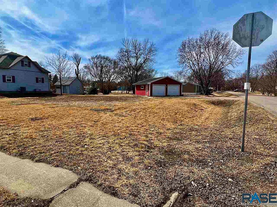 501 S 1st Ave, Montrose, SD 57048 Zillow