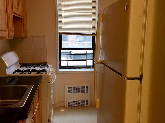 5th image of 8320 141st St #4