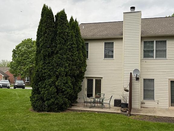 3rd image of 2063D Raleigh Rd