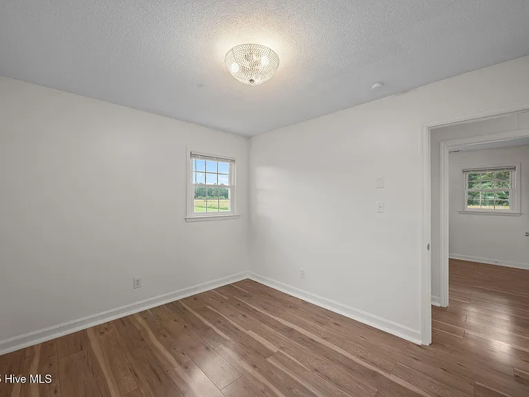 74 Cedar Rd — Photo 17