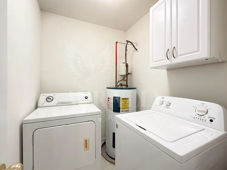 3021 Barrymore St #111 — Photo 13