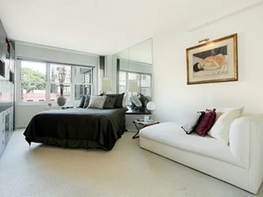 Sold by Corcoran | media 41