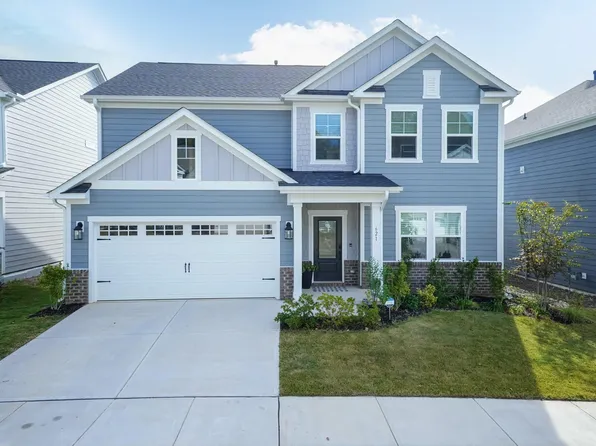 621 Sun Meadow Dr, Wake Forest, NC 27587