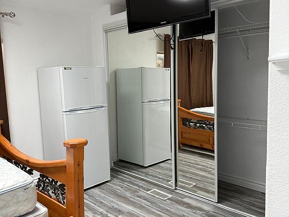 4th image of 49 Magnolia Dr #49